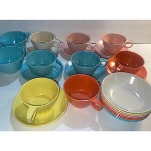 Mallo Ware Lot of 25 assorted Dinnerware Cup,‎ Saucer, Bowl, Creamer & Sugar